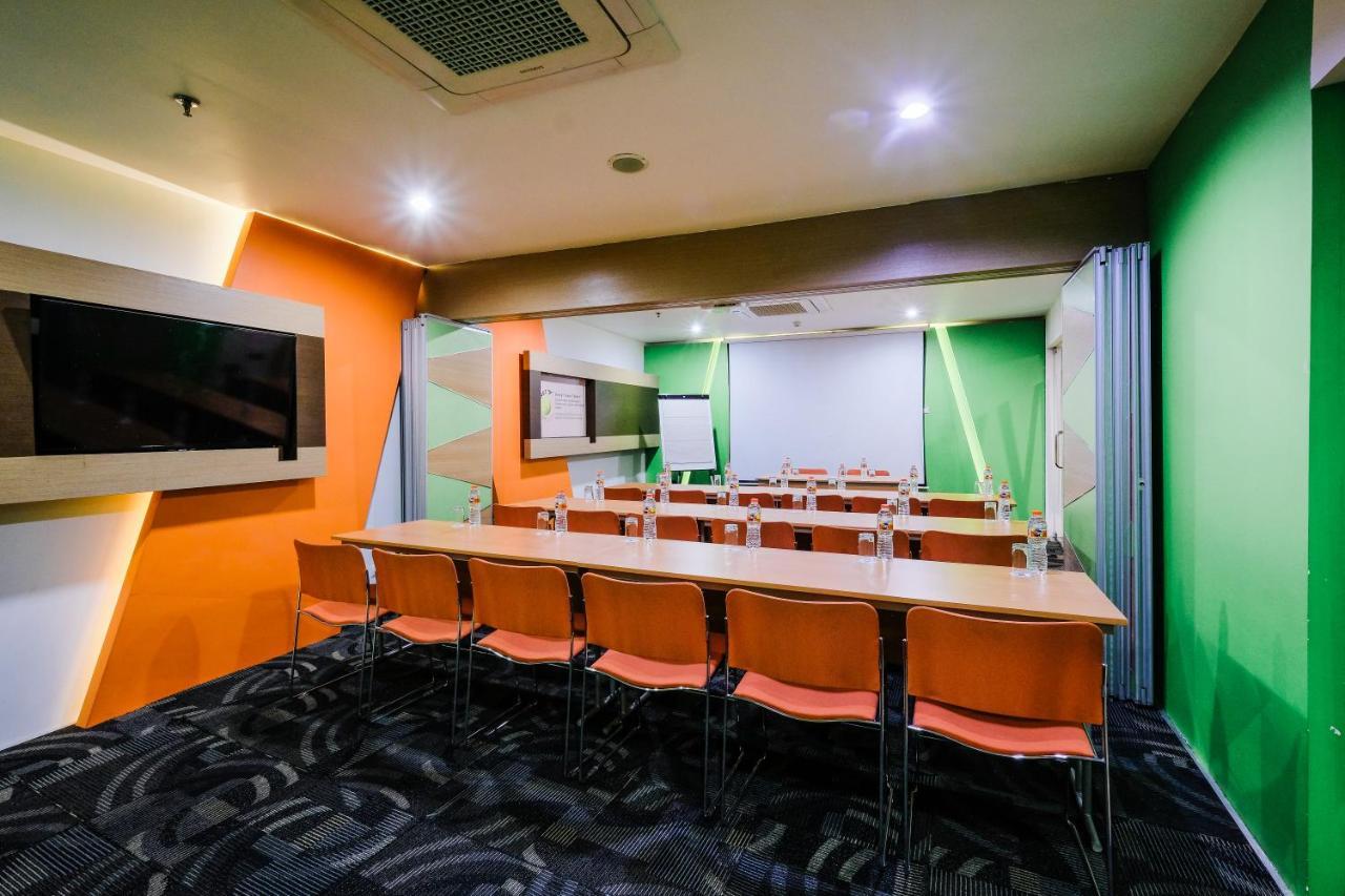Cordia Hotel Makassar Airport Ngoại thất bức ảnh